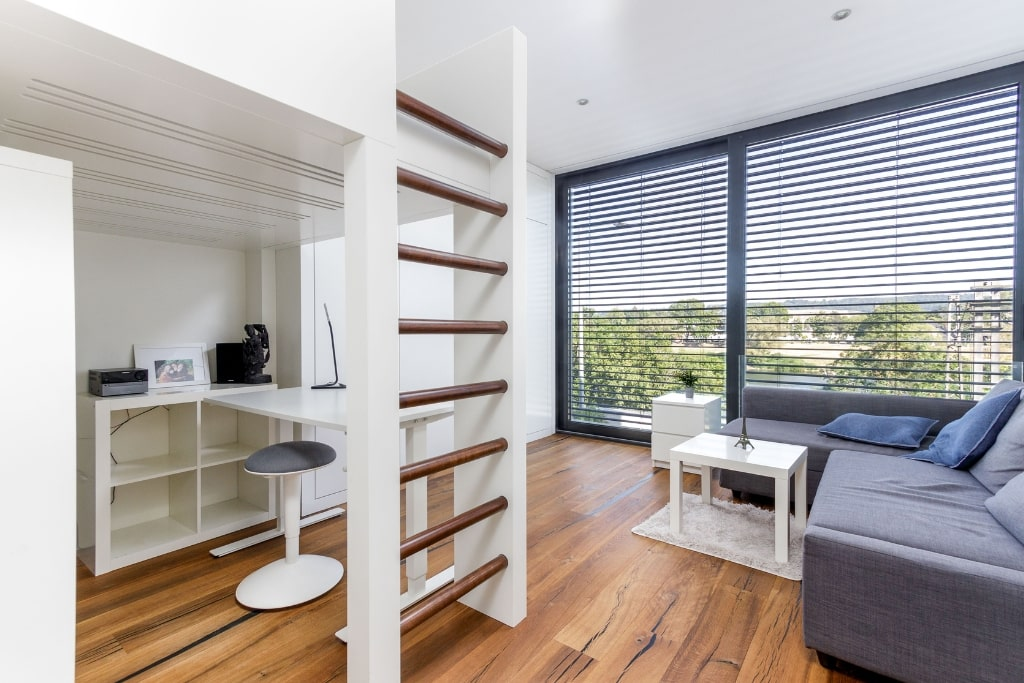 Ein Wohnbereich mit Hochbett eines Einfamilienhauses in Trier.